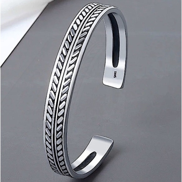 Pattern Design Sterling Silver Cuff Bangle Bracelet - Picture 2 of 5